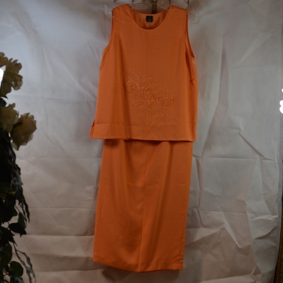 Special Occasion/MOB/Wedding/Church  3 pc beaded/Embellished Suit NWT SZ 14 - Picture 10 of 11